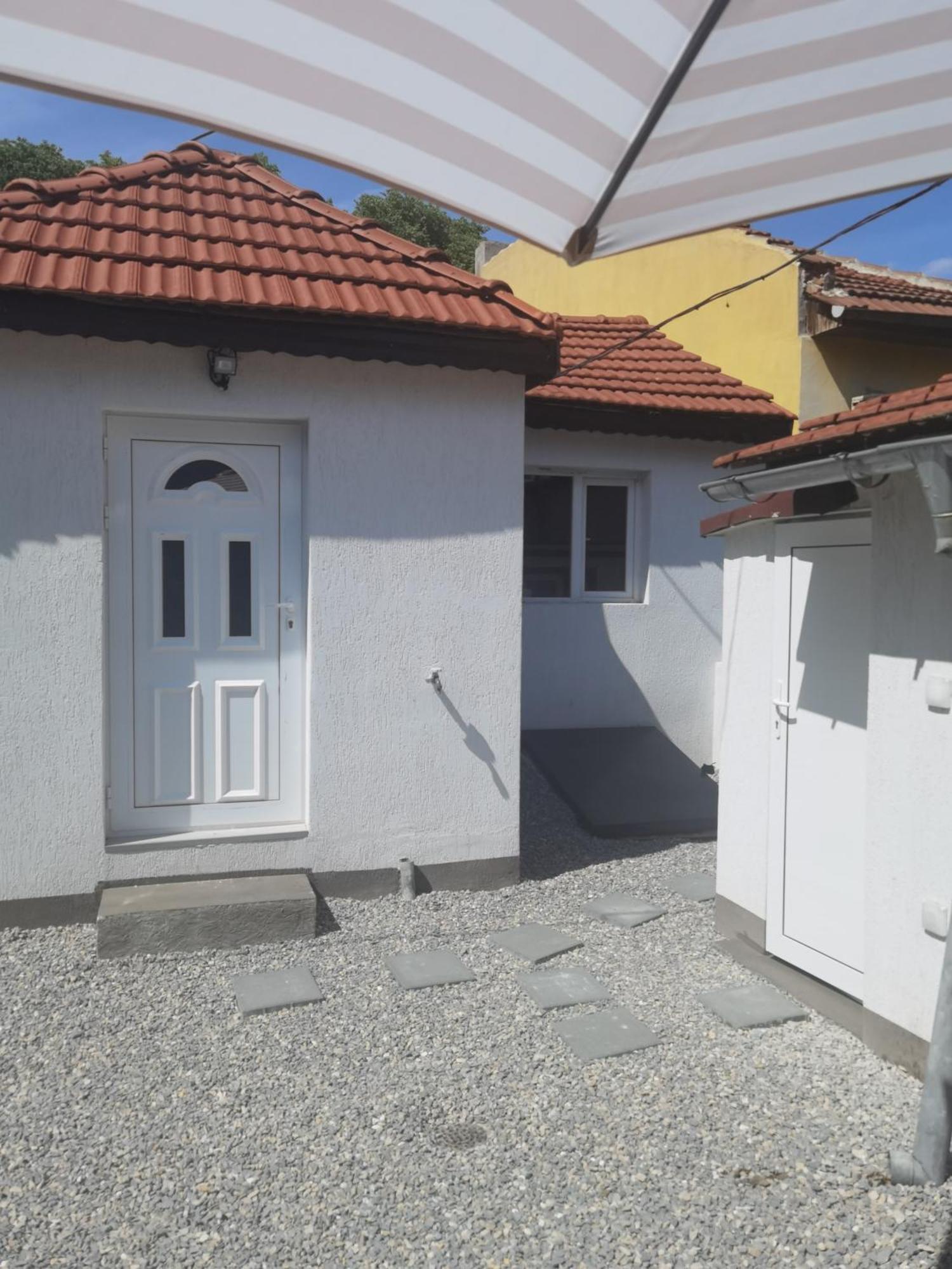 Nice House Near City Center Of روس المظهر الخارجي الصورة