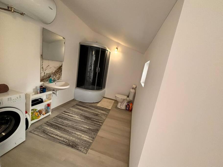 Nice House Near City Center Of روس المظهر الخارجي الصورة